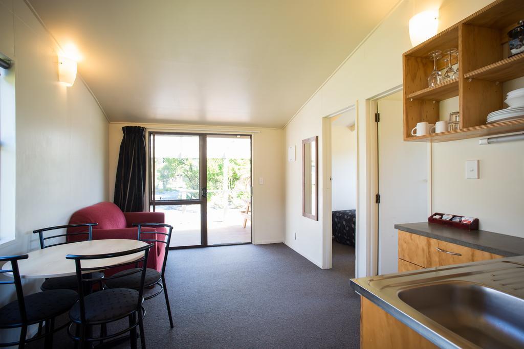 10 & 4* Fox Glacier