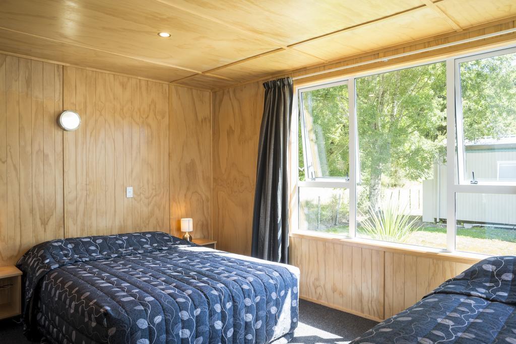 10 & 4* Fox Glacier
