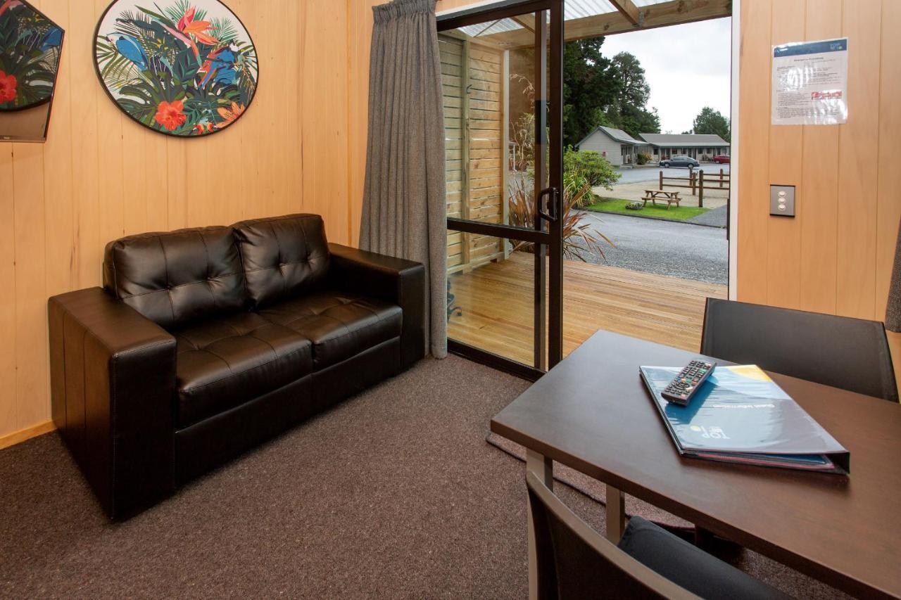 10 & Holiday park 4*