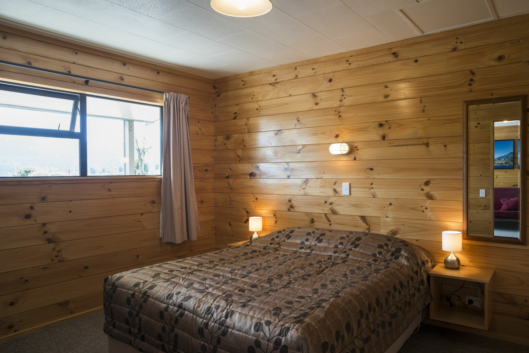 10 & 4* Fox Glacier